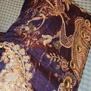 Underbust 26"-28" Wench, Damsel in this dress